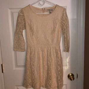 Forever 21 Off White Lace Dress